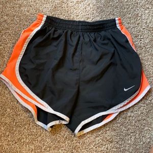Women’s Nike shorts size XS